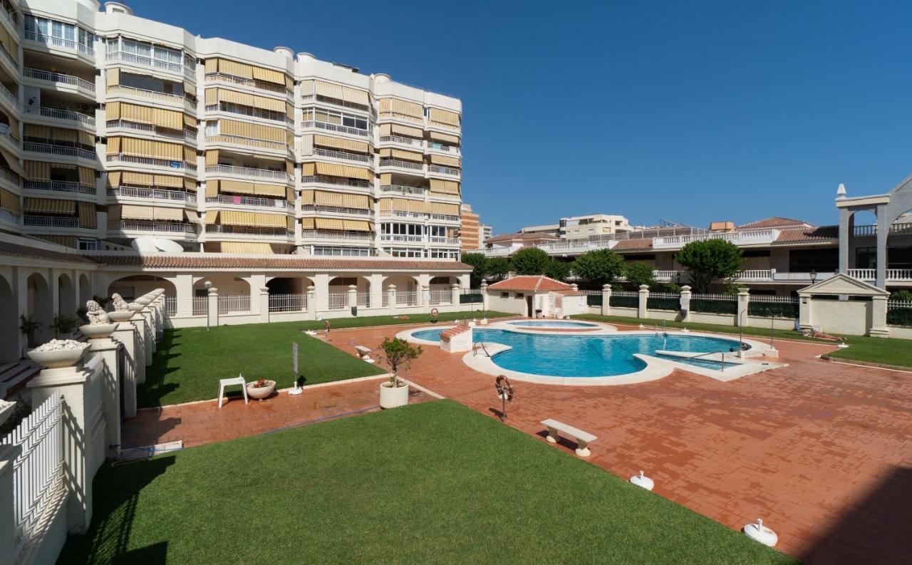 Sur Suites Detelina Фуэнхирола Экстерьер фото